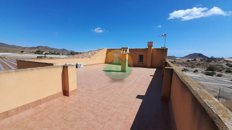 4 bedroom Country House for sale