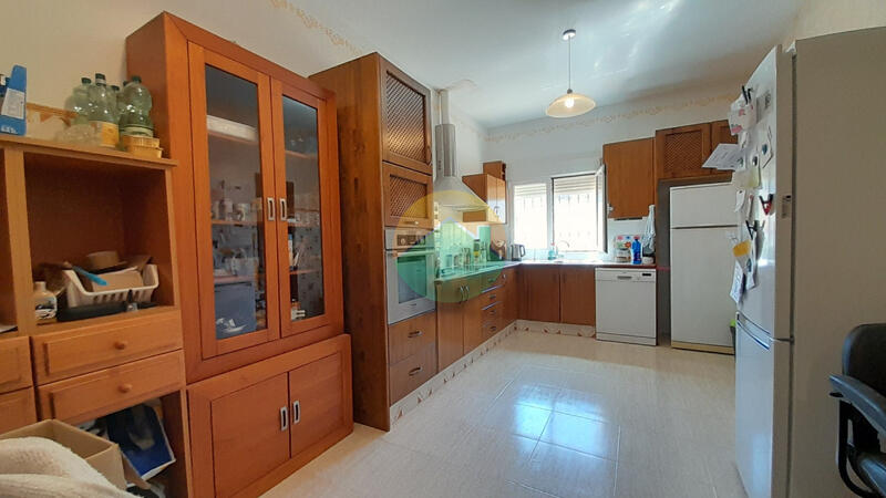 4 bedroom Country House for sale