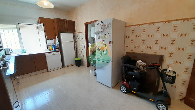 4 bedroom Country House for sale