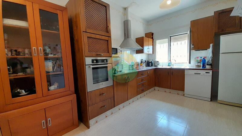 4 bedroom Country House for sale