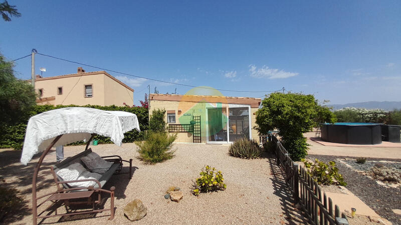 3 bedroom Country House for sale