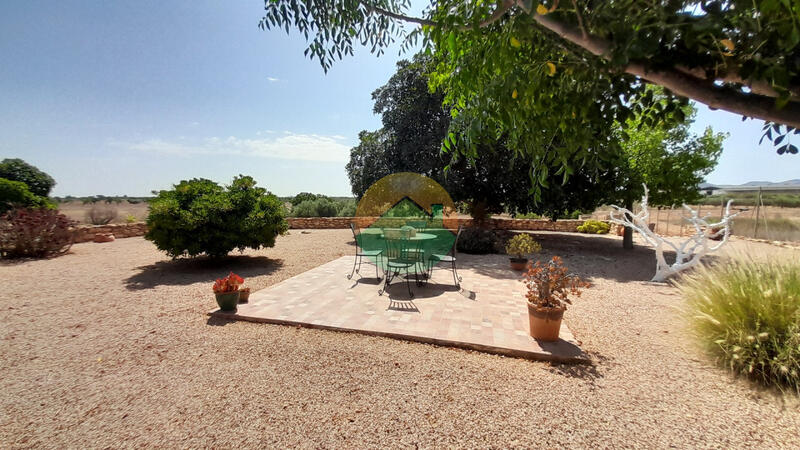 3 bedroom Country House for sale