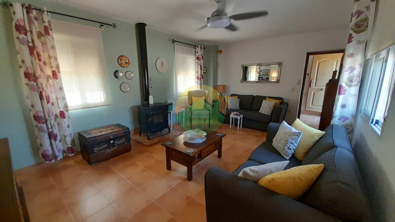 3 bedroom Country House for sale
