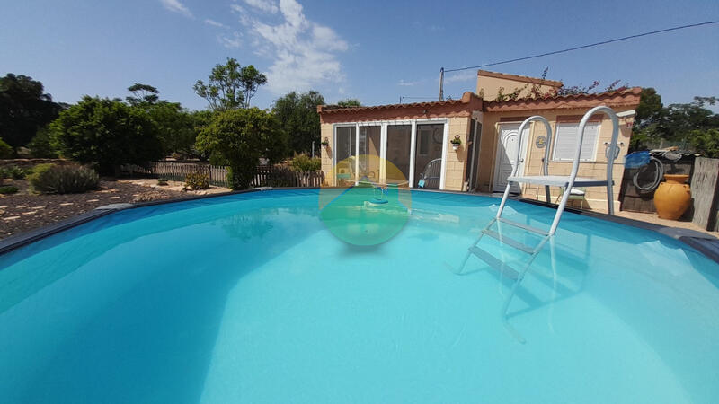 3 bedroom Country House for sale