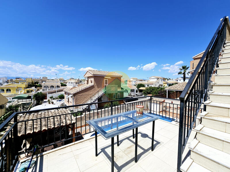 3 Cuarto Villa en venta