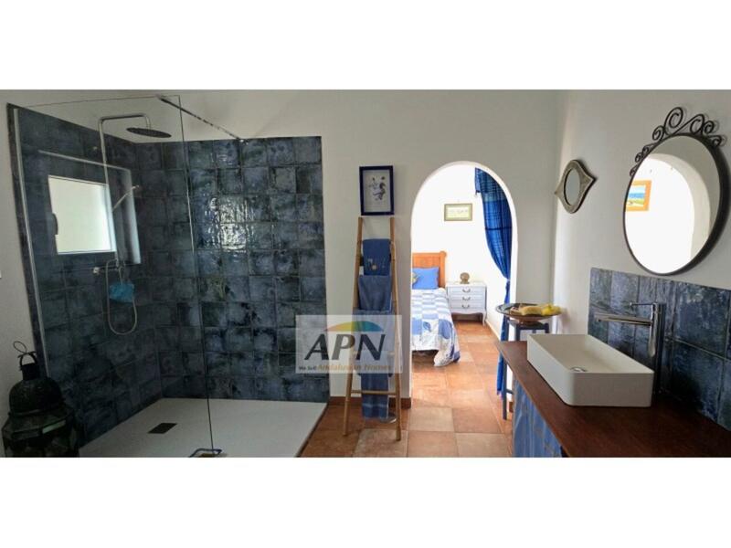 2 bedroom Country House for sale