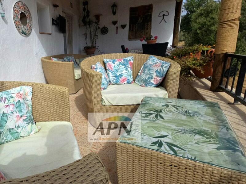 2 bedroom Country House for sale