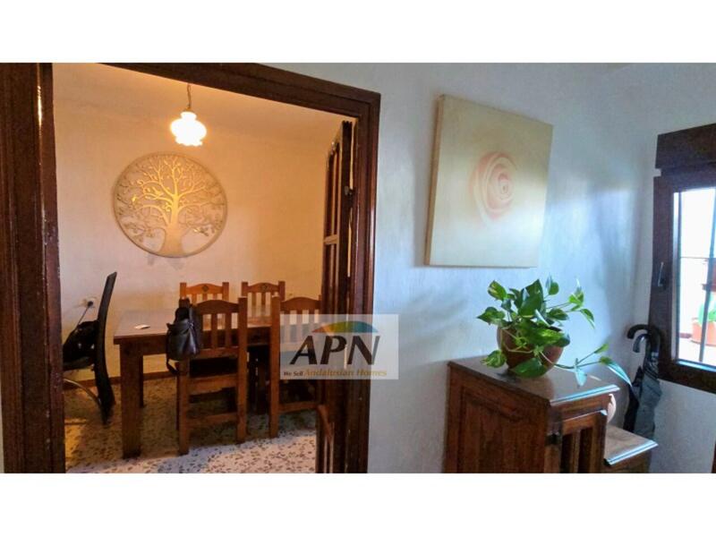 6 bedroom Country House for sale