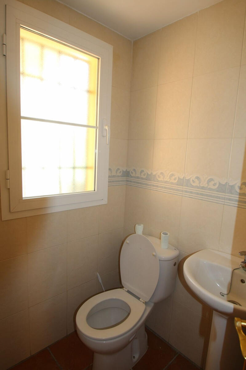 3 bedroom Townhouse for sale