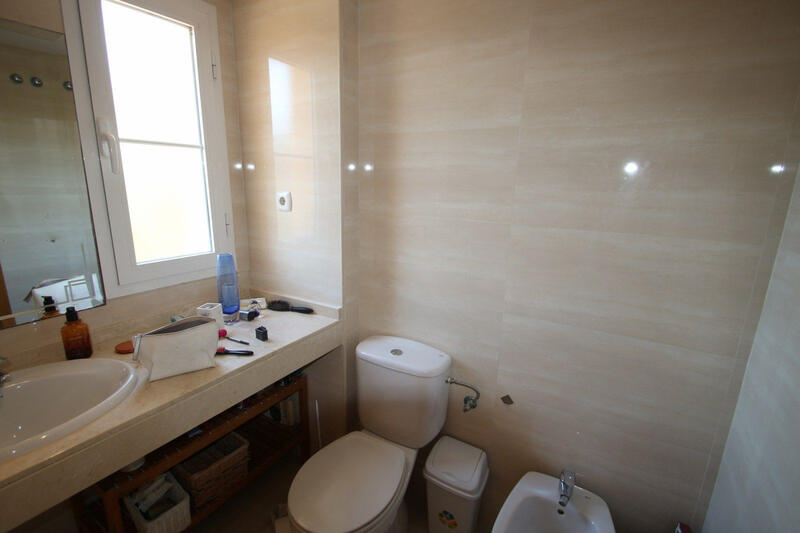 3 bedroom Townhouse for sale