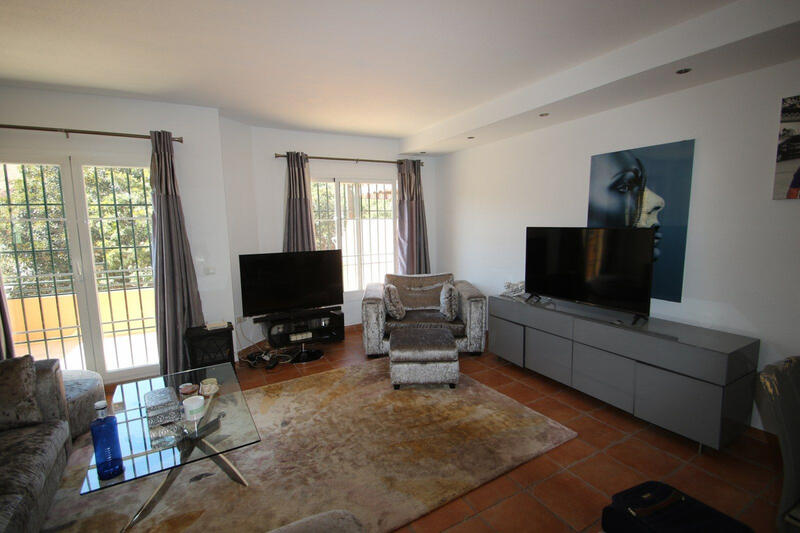 3 bedroom Townhouse for sale
