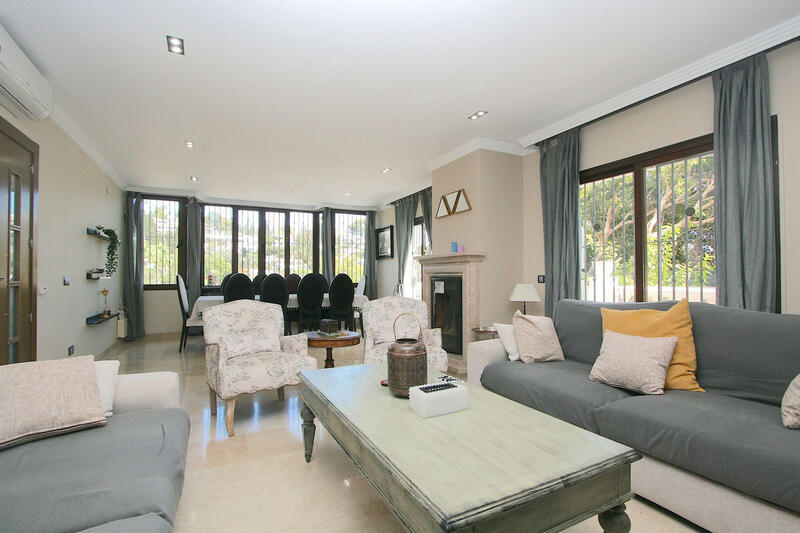 8 slaapkamer Villa Te koop