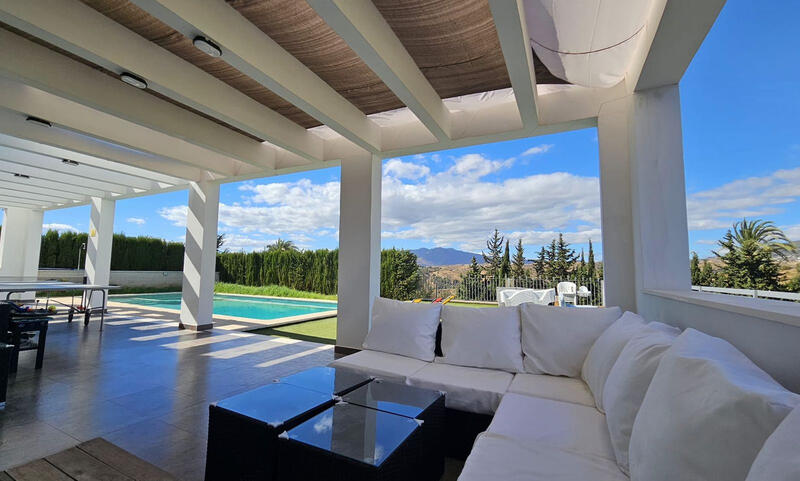 8 slaapkamer Villa Te koop