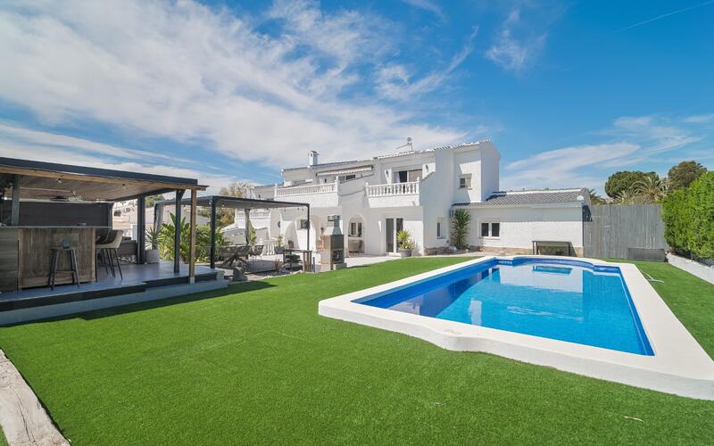 Villa til salgs i Ciudad Quesada, Alicante