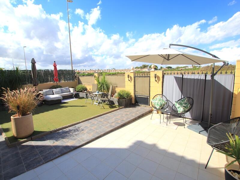3 Cuarto Villa en venta