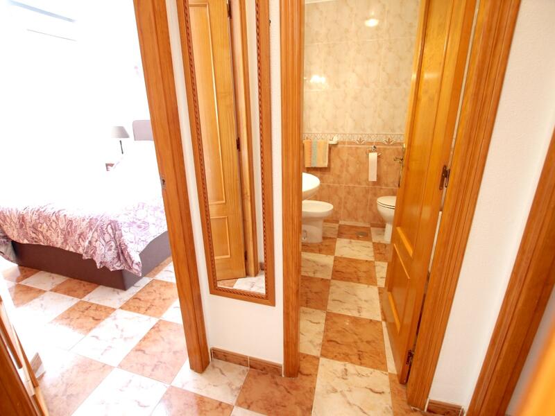 2 спальная комната квартира продается