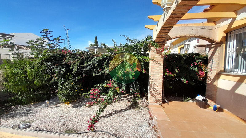 3 Cuarto Villa en venta