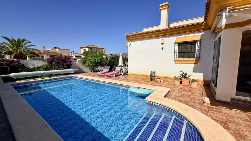 3 bedroom Villa for sale 3 bedroom Villa for sale