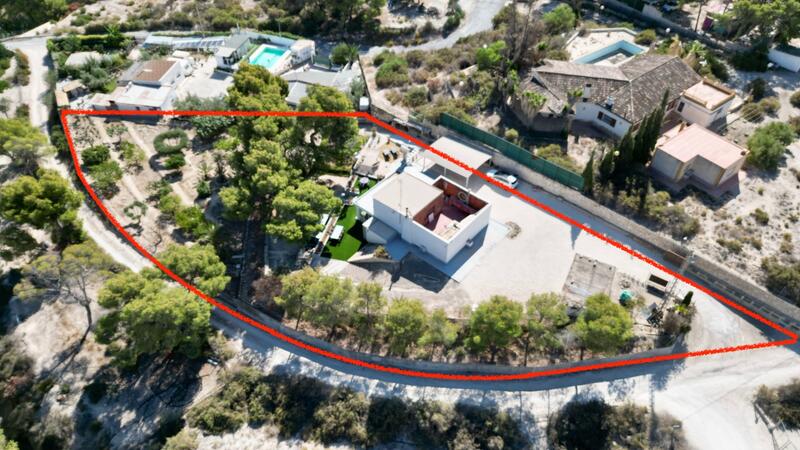 4 slaapkamer Villa Te koop 4 slaapkamer Villa Te koop
