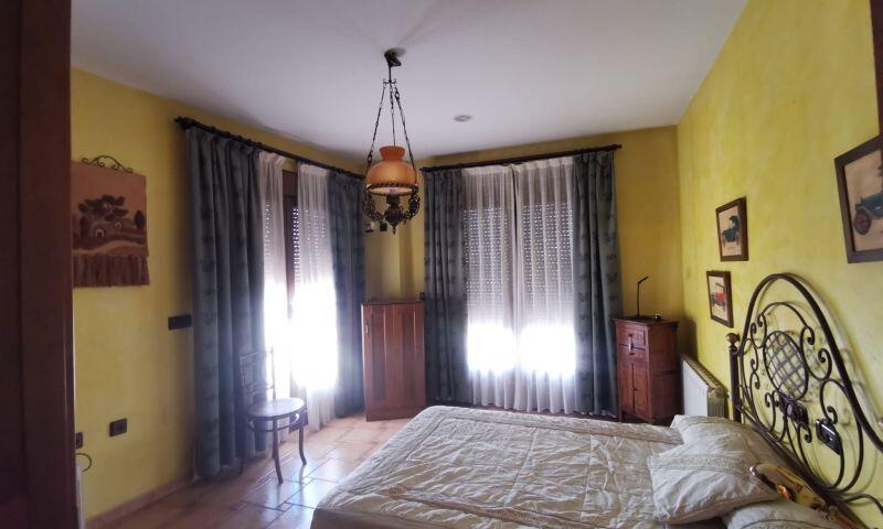 4 Schlafzimmer Villa zu verkaufen 4 Schlafzimmer Villa zu verkaufen
