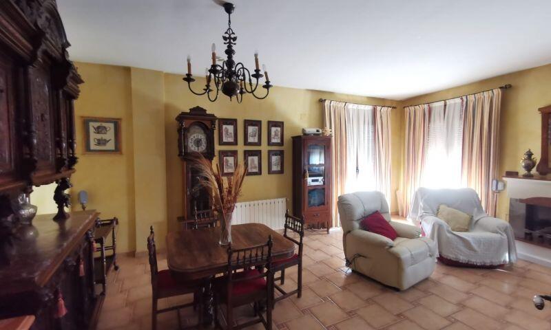 4 Schlafzimmer Villa zu verkaufen 4 Schlafzimmer Villa zu verkaufen