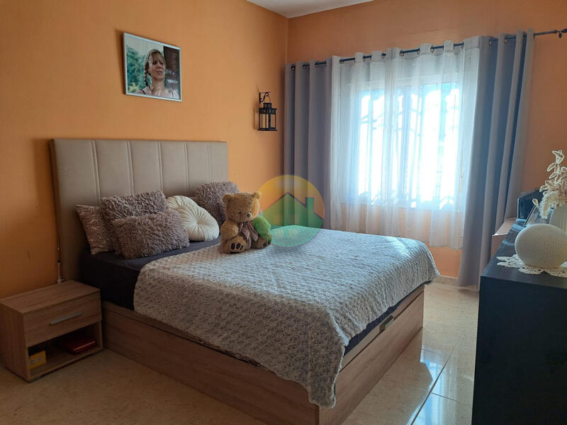 3 bedroom Townhouse for sale