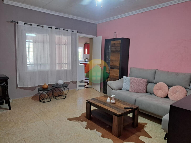 3 bedroom Townhouse for sale