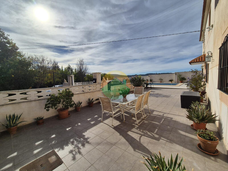 4 chambre Villa à vendre 4 chambre Villa à vendre