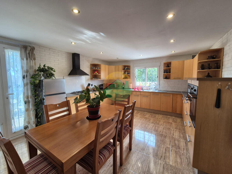 4 chambre Villa à vendre 4 chambre Villa à vendre