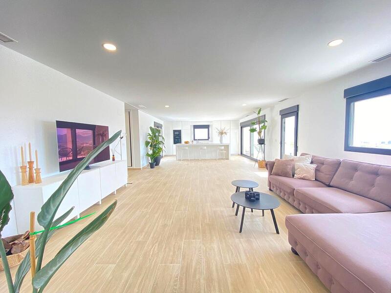 4 bedroom Villa for sale