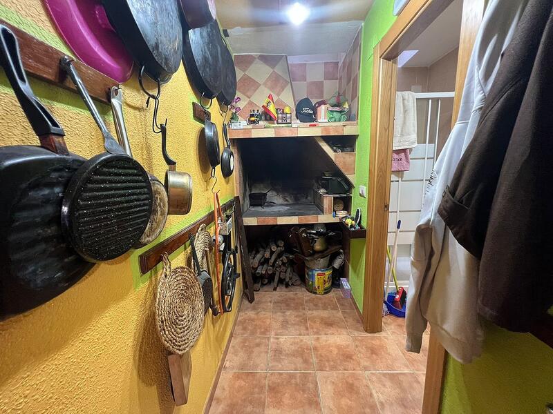 3 bedroom Townhouse for sale