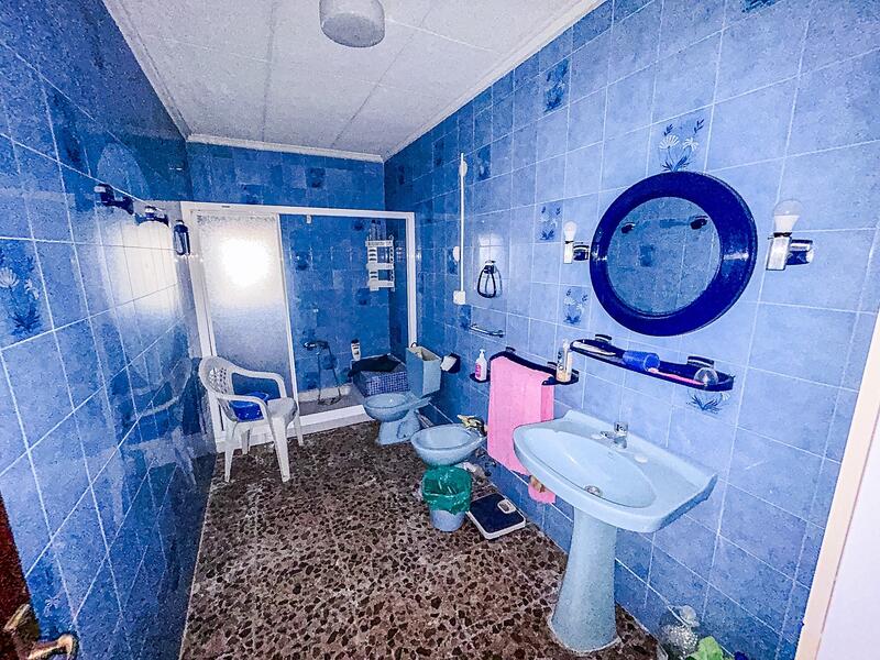 6 bedroom Townhouse for sale 6 bedroom Townhouse for sale