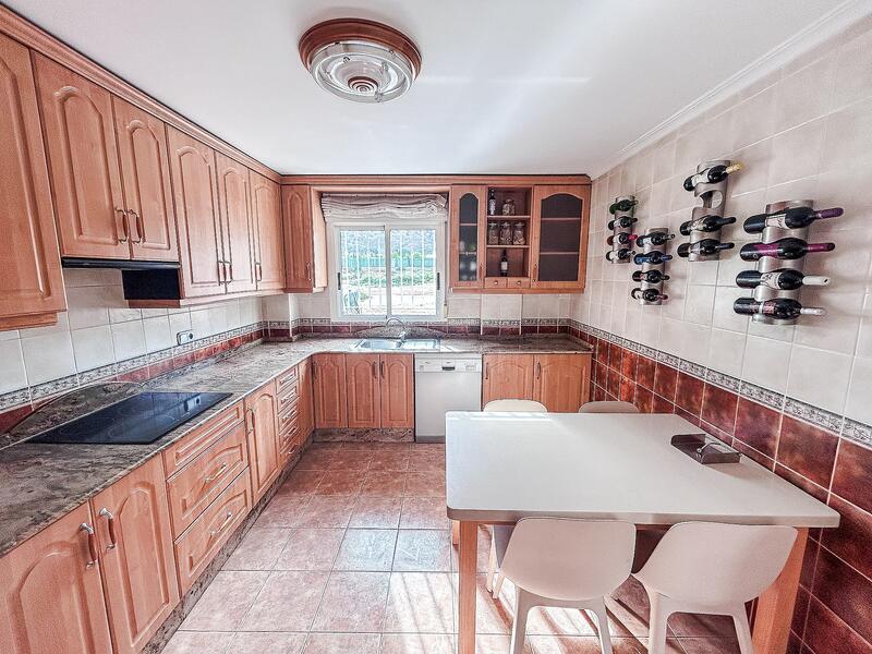 5 bedroom Townhouse for sale 5 bedroom Townhouse for sale