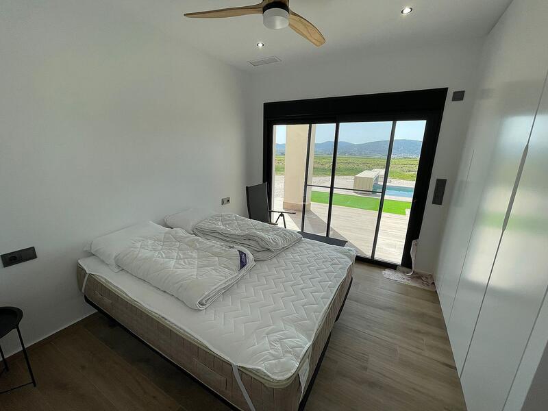 4 bedroom Villa for sale