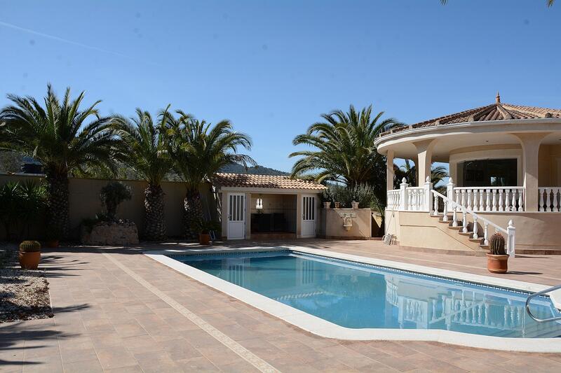 3 bedroom Villa for sale