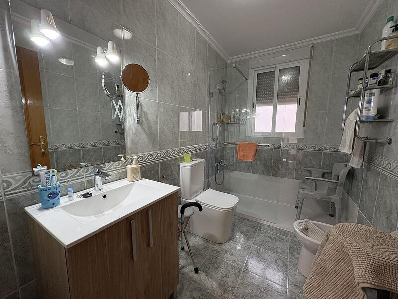 5 bedroom Apartment for sale 5 bedroom Apartment for sale