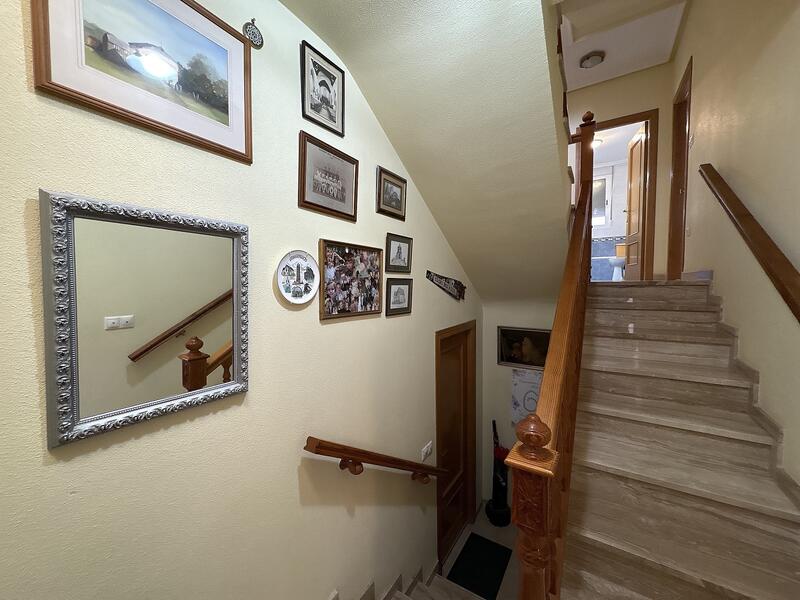 5 bedroom Apartment for sale 5 bedroom Apartment for sale