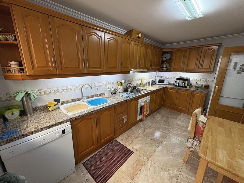 5 bedroom Apartment for sale 5 bedroom Apartment for sale