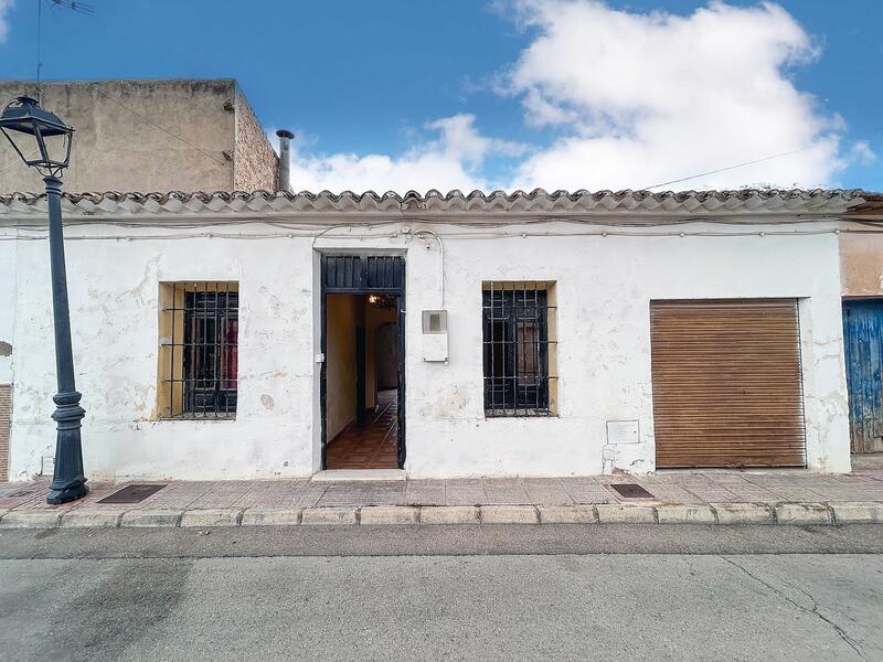 Townhouse for sale in Cañada de Praes, Alicante Townhouse for sale in Cañada de Praes, Alicante