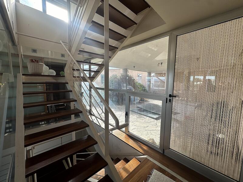 6 bedroom Villa for sale 6 bedroom Villa for sale