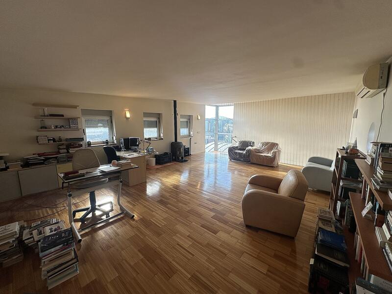 6 bedroom Villa for sale 6 bedroom Villa for sale