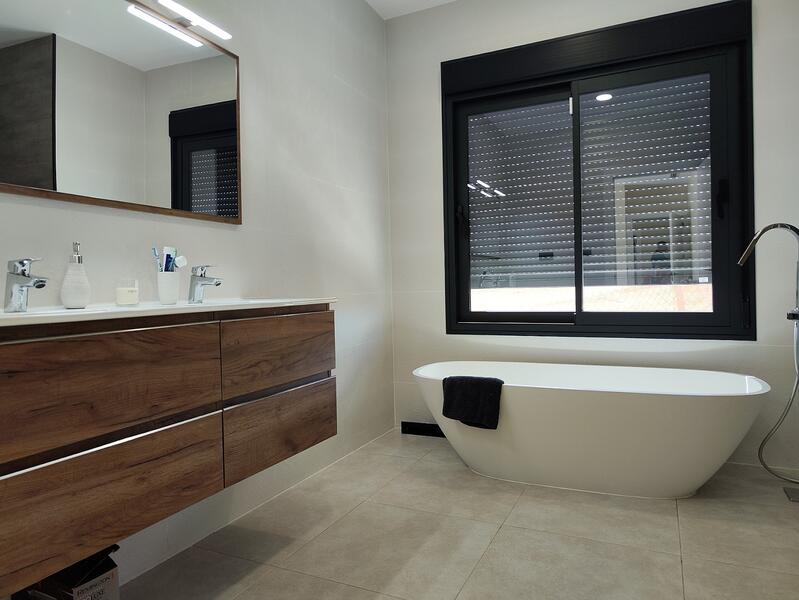 3 bedroom Villa for sale 3 bedroom Villa for sale