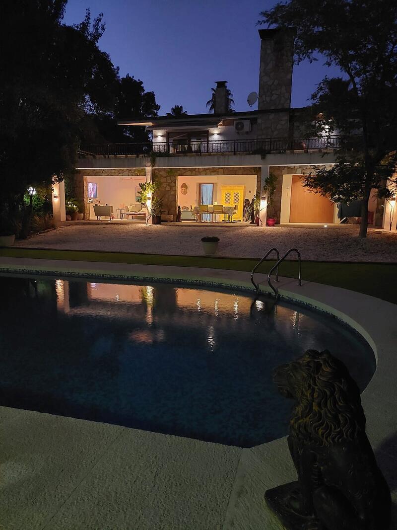 4 bedroom Villa for sale 4 bedroom Villa for sale