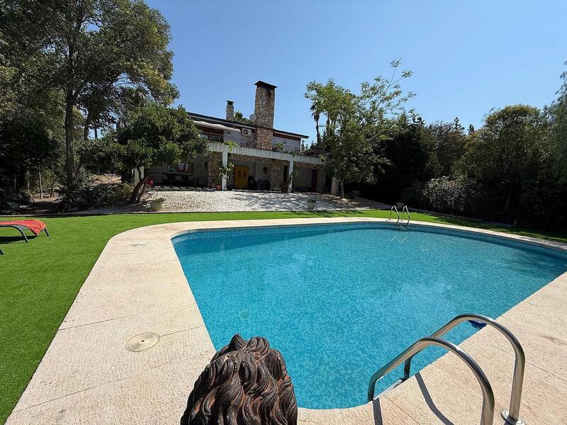 4 bedroom Villa for sale 4 bedroom Villa for sale