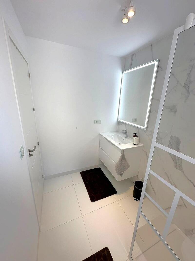 2 bedroom Apartment for sale 2 bedroom Apartment for sale