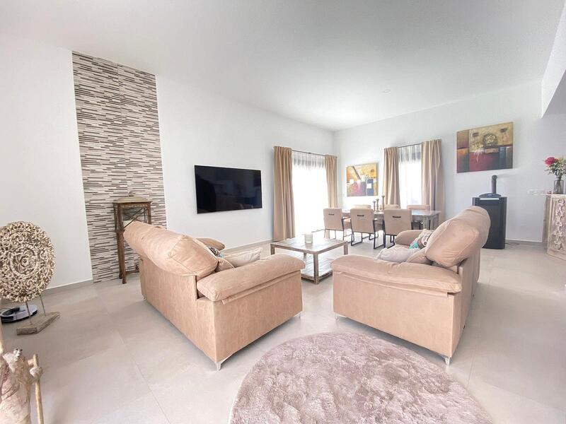 4 bedroom Villa for sale