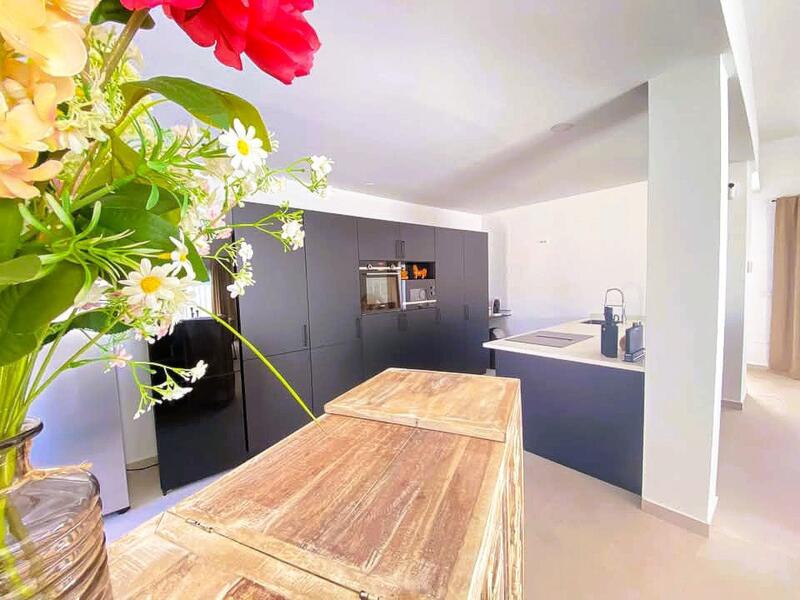 4 bedroom Villa for sale