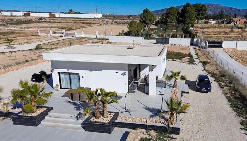 4 bedroom Villa for sale