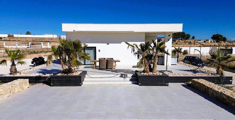 4 bedroom Villa for sale