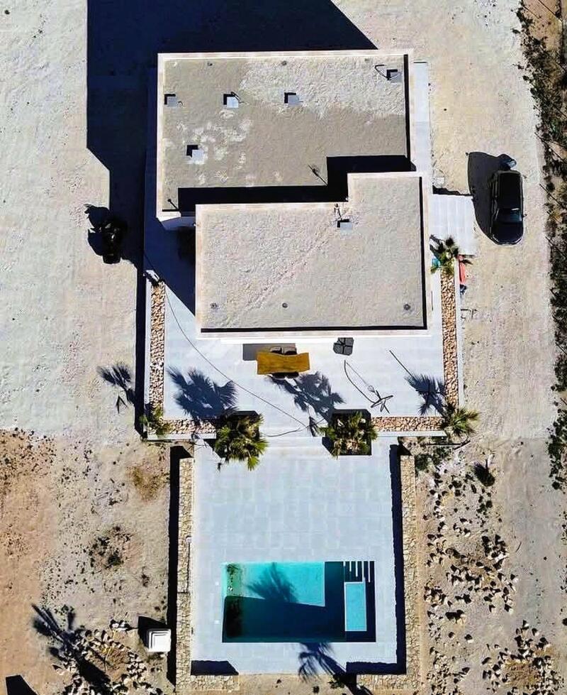 4 bedroom Villa for sale